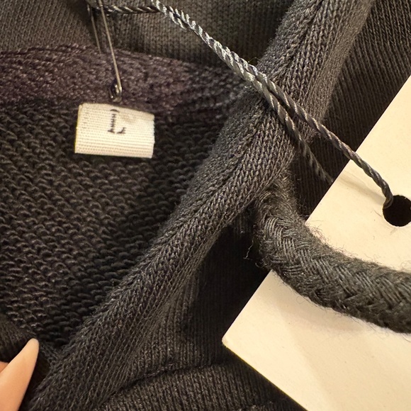 IWA Surf Company Crop Hoodie - NWT - Picture 5 of 5